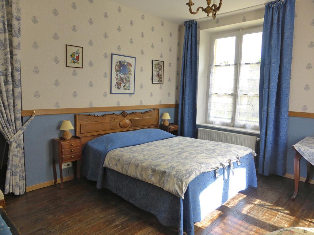 Maison D'Hotes Le Chateau De Puxe Zimmer foto
